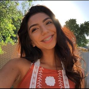 Meet your Posher, Isabella